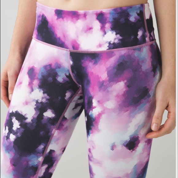 lululemon athletica Pants - NWT SQOI BLOOMING PIXIE WUNDER UNDER CROP III - 4